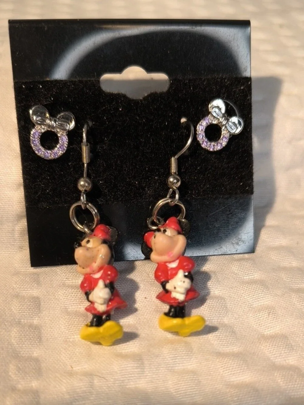 2 Pairs Girls Red Minnie Mouse Charm Dangle Earrings & Studs